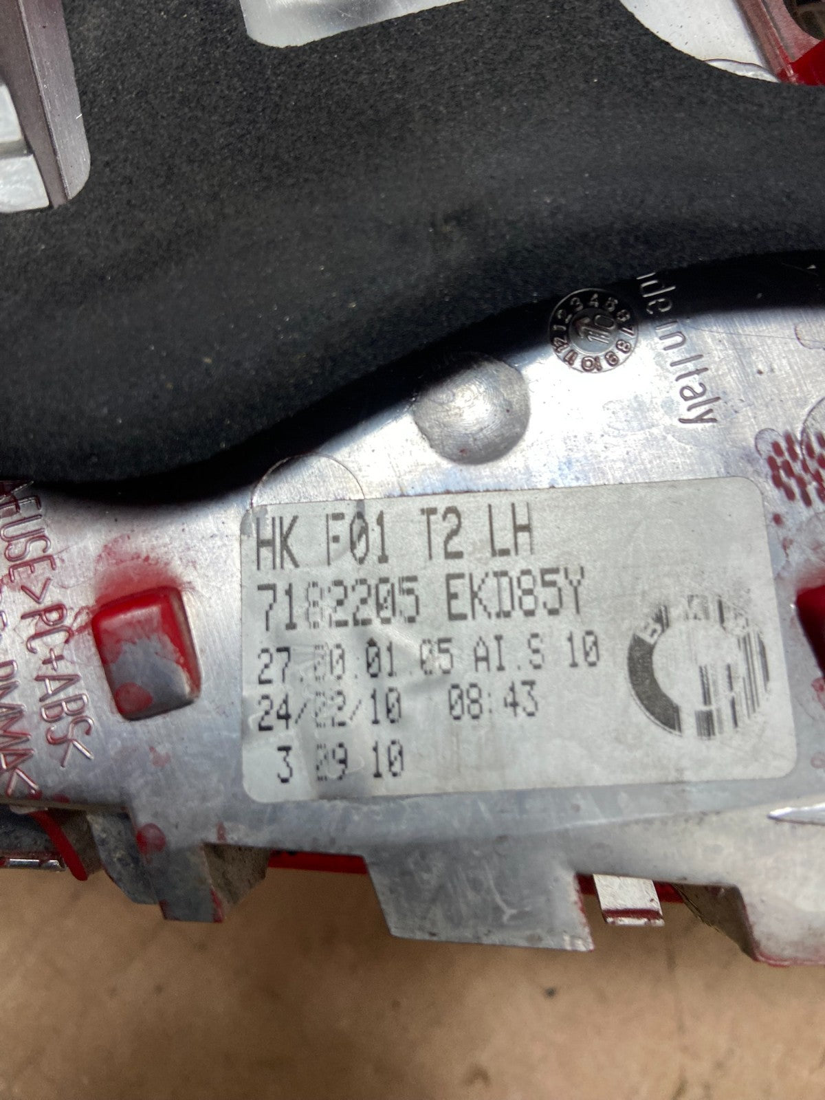2009-2012 BMW 7-Series F01 F02 750i 750Li Left Driver Inner Tail Light Y0115 DW7