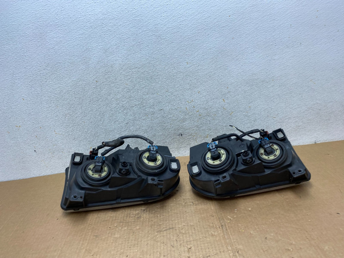 2005 2006 2007 Chrysler 300 Left+Right Halogen Headlights AI4707 DW8