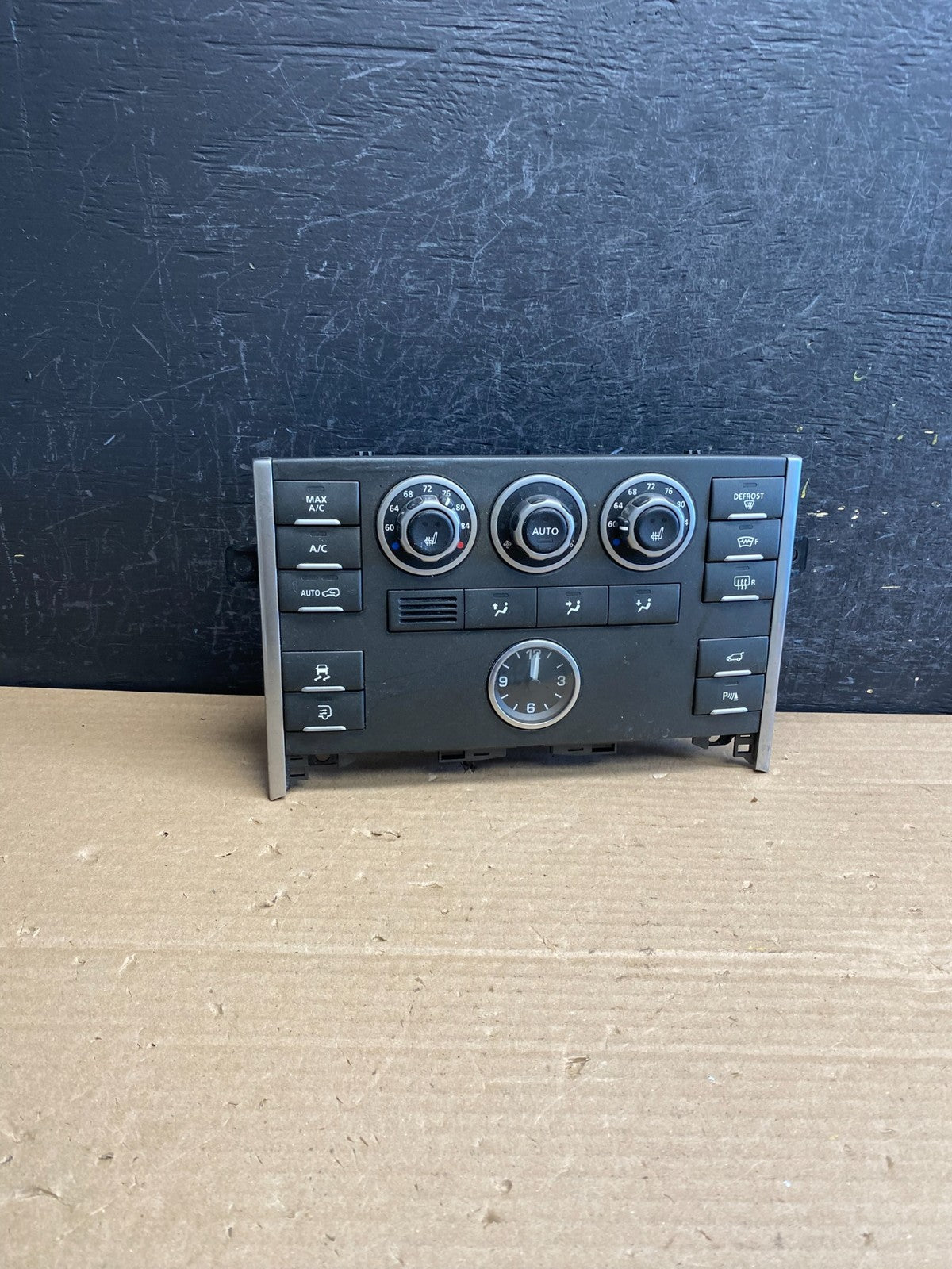 2010 to 2012 Land Rover Range Rover L322 Climate Control Panel AG01570