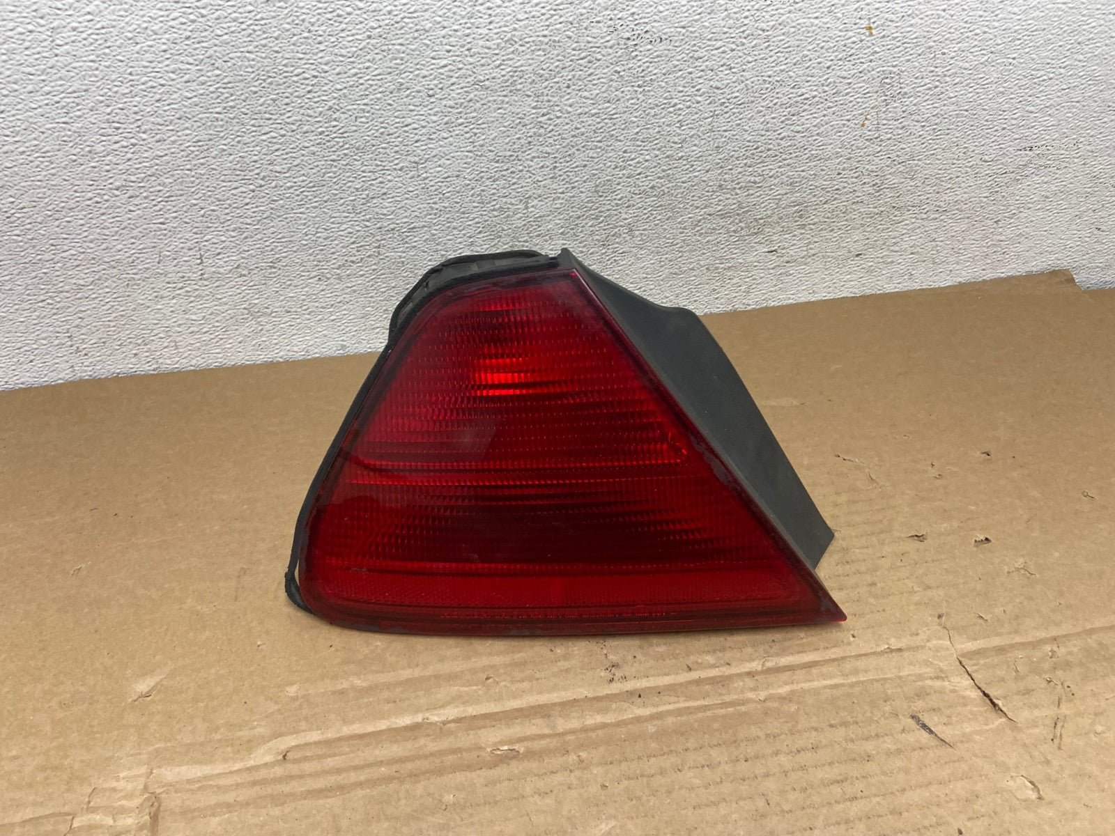 1998 - 2002 Honda Accord Coupe 2-door Left Driver LH Tail Light AD3866 LK0