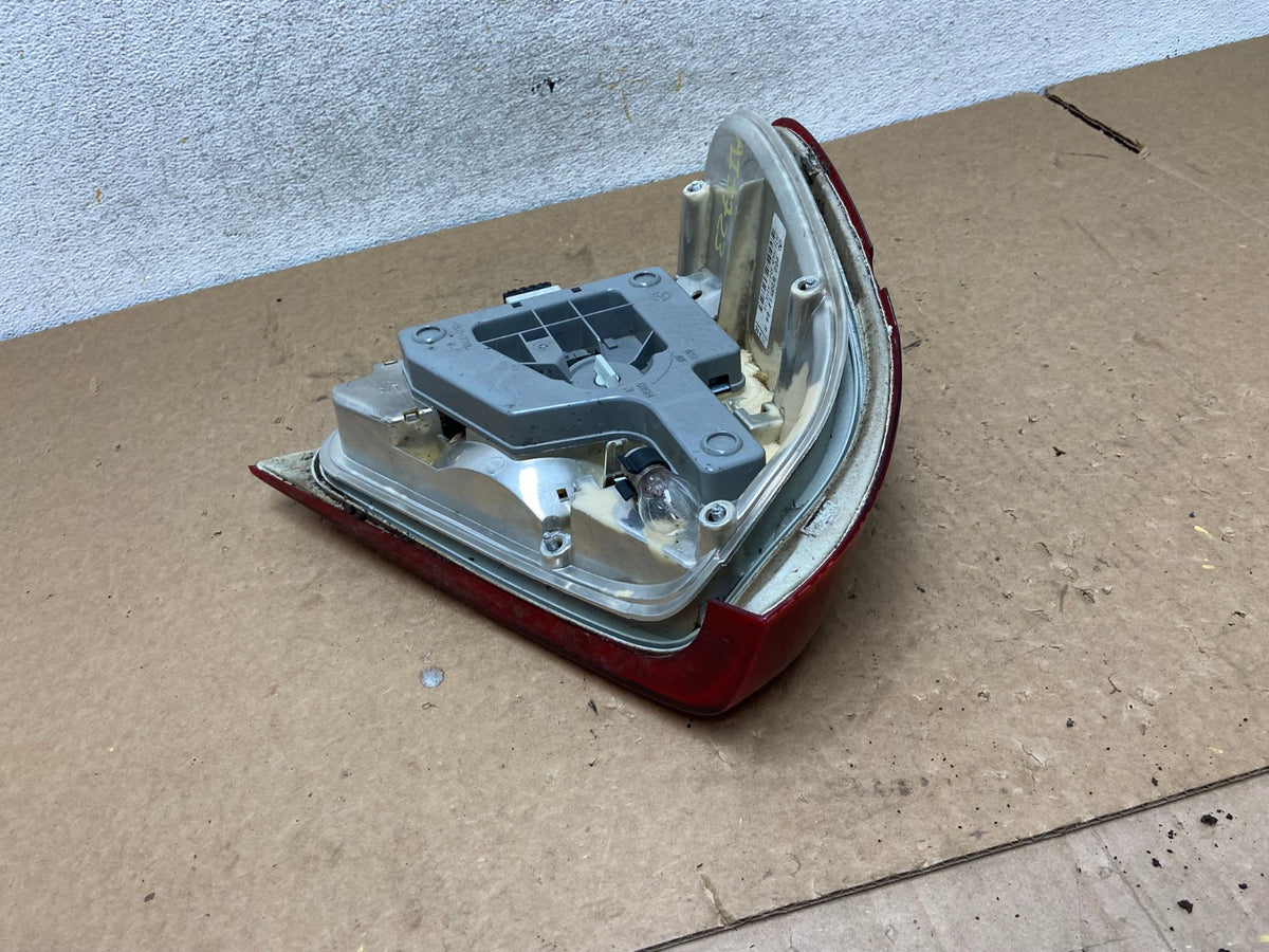 1998 to 2000 Mercedes C-Class Passenger Right Side Tail Light AI3723 LK5