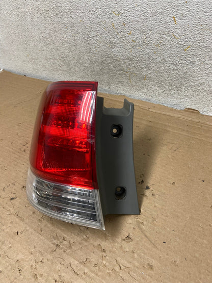 2008 2009 2010 Honda Odyssey Left Driver LH Side Tail Light AH8933 LK1