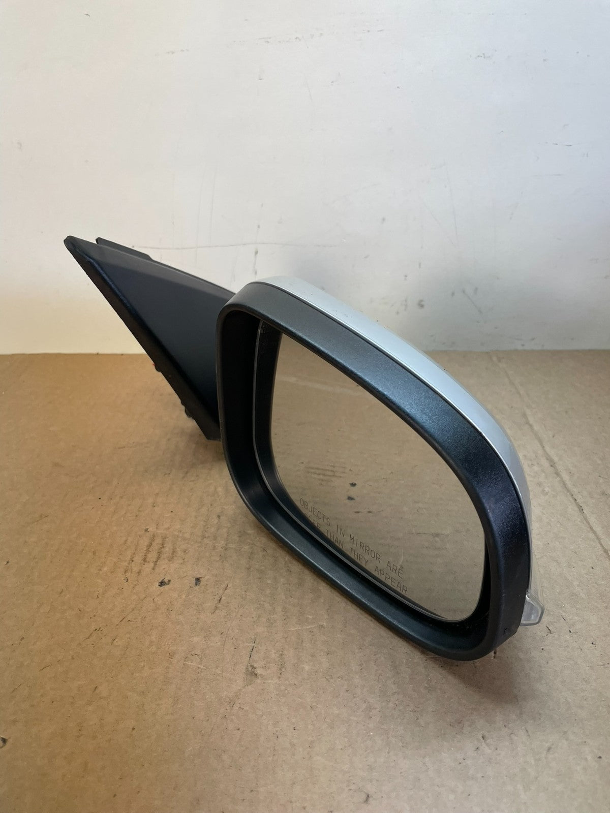 2011- 2018 Volvo V60 Right Passenger RH Front Door View Mirror AH6228 DG2