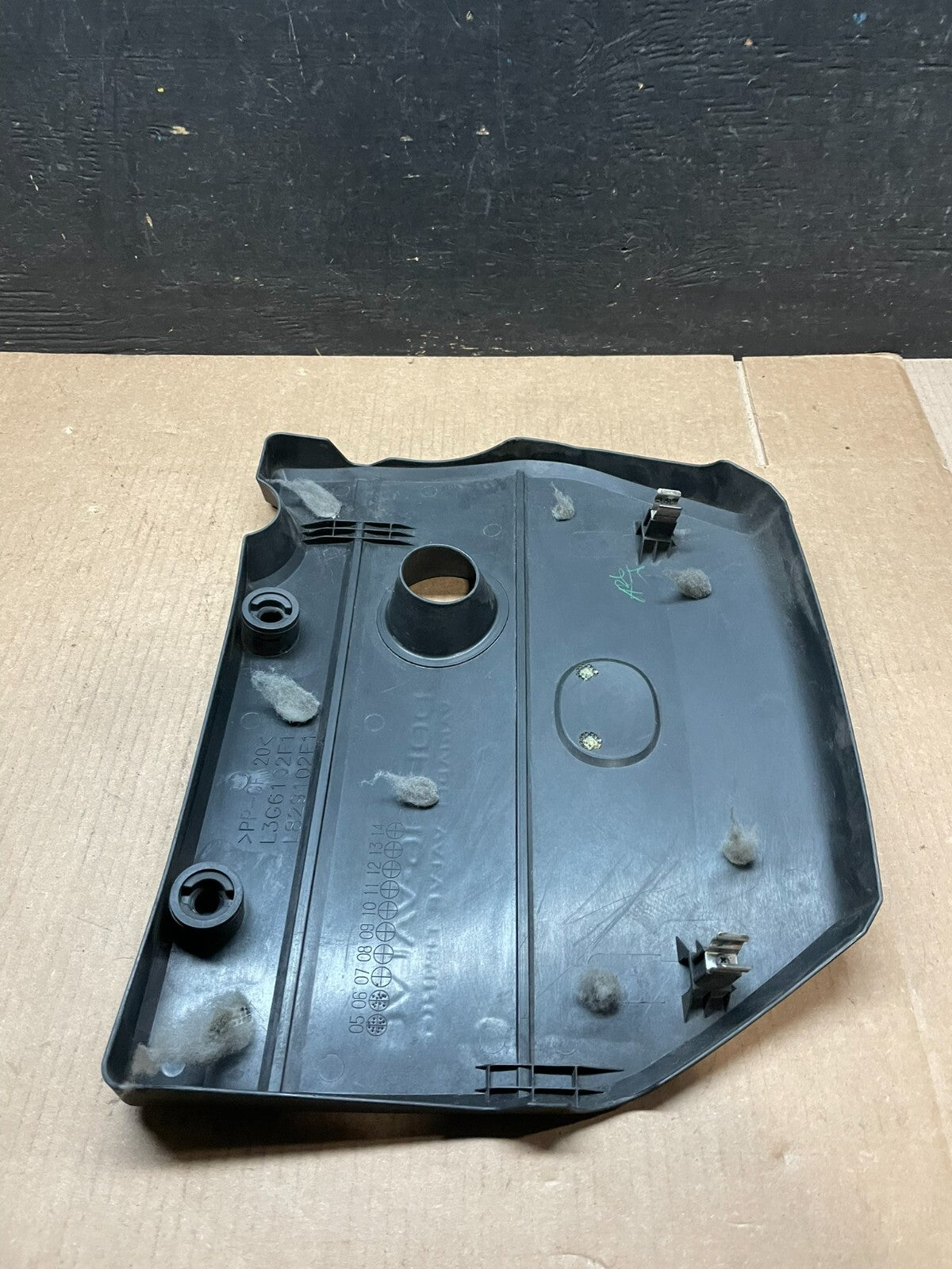 2004 to 2009 Mazda 3 DOHC 16 VALVE Engine Shield Top Cover J7374 PS6