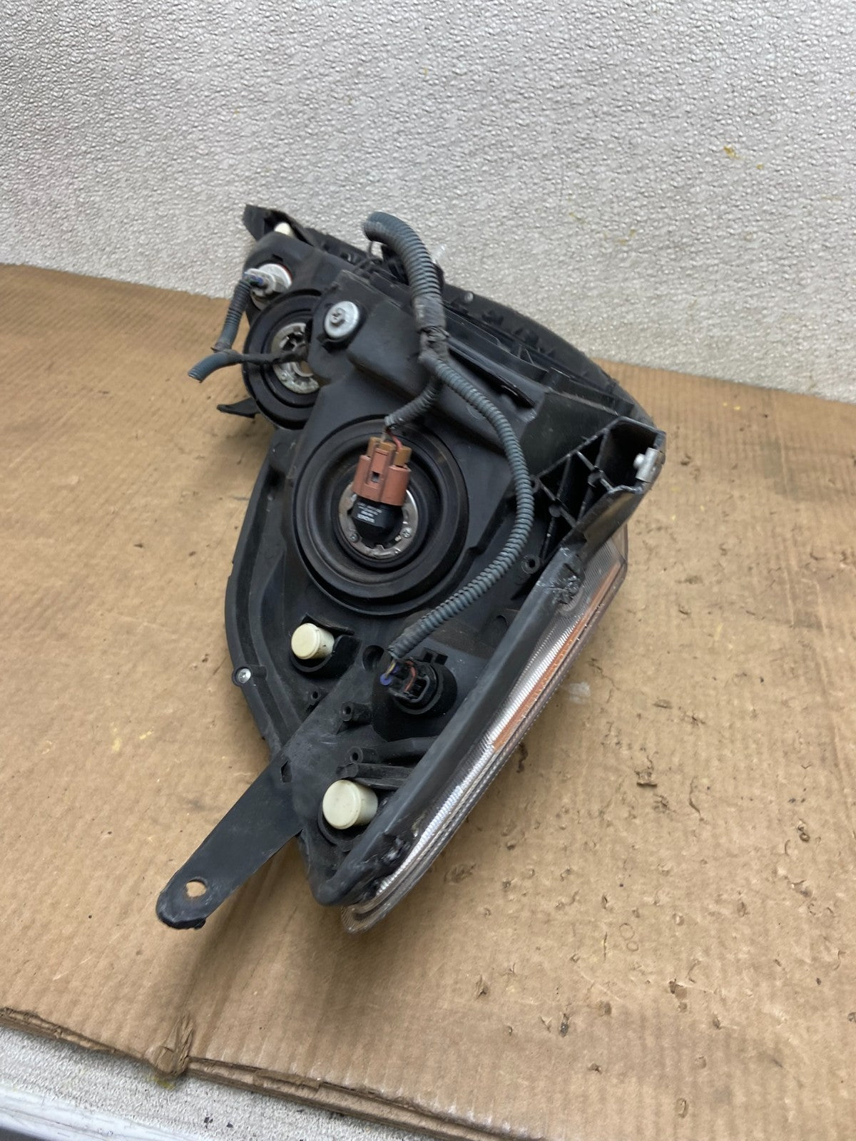 2006 to 2010 Toyota Sienna Left Driver Lh Side Headlight Halogen AA6977 DW8