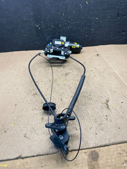 2005 - 2010 Honda Odyssey Rear Right Sliding Door Lock Actuator Motor R8422 DG3