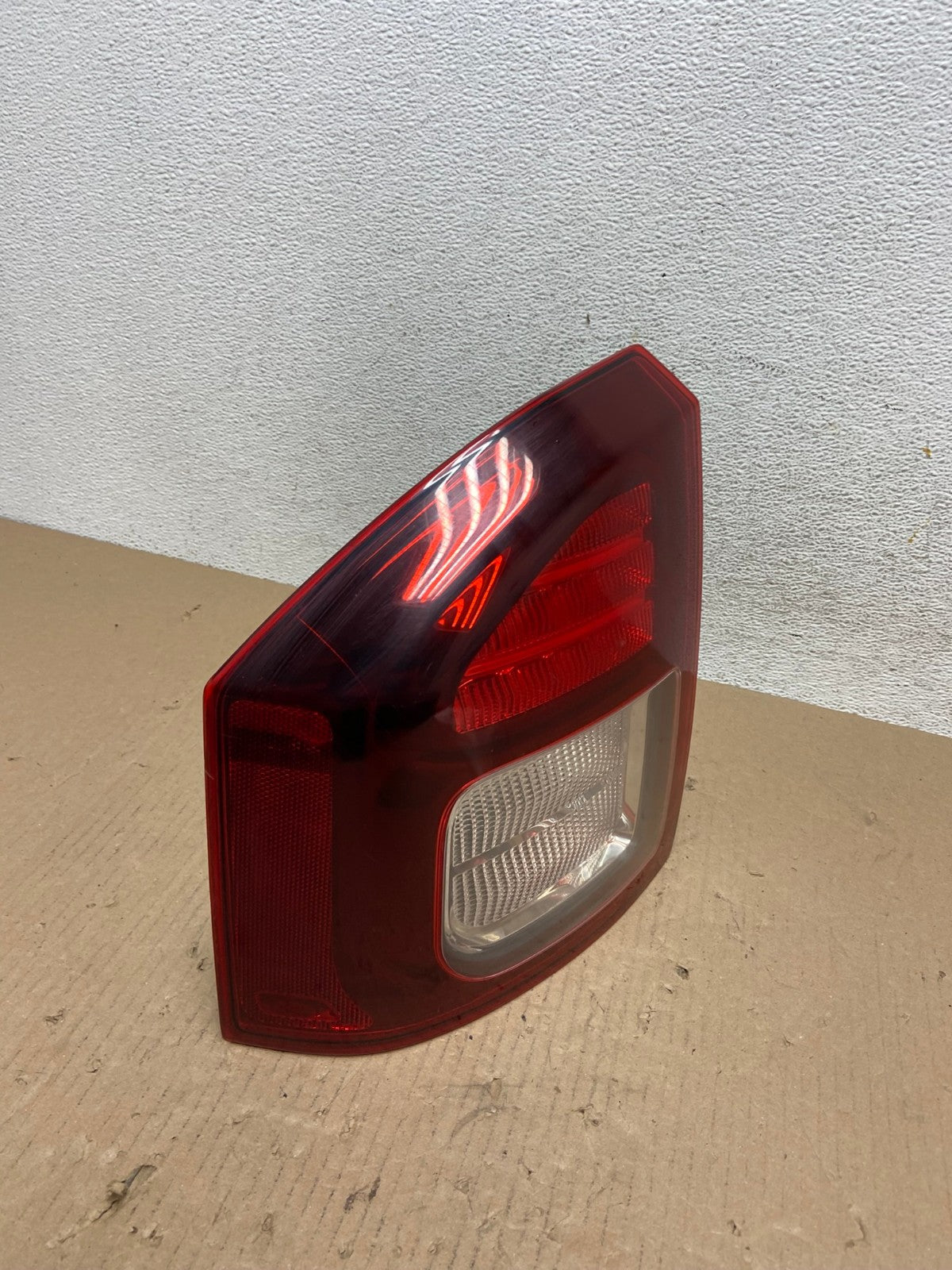 2014 - 2017 Jeep Compass Left Driver LH Side Tail Light AE7323 LK2