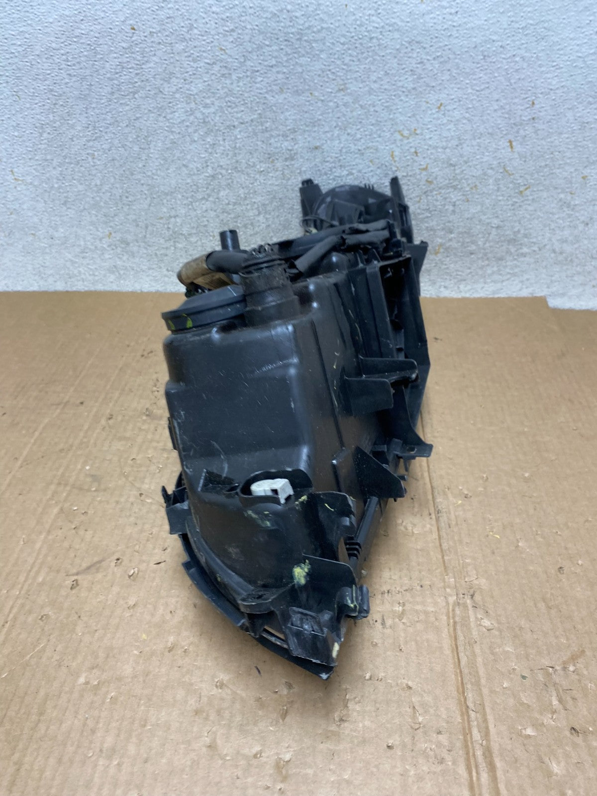 2005-2009 Volvo S60 Right Passenger RH Side Headlight AI5447 DW9