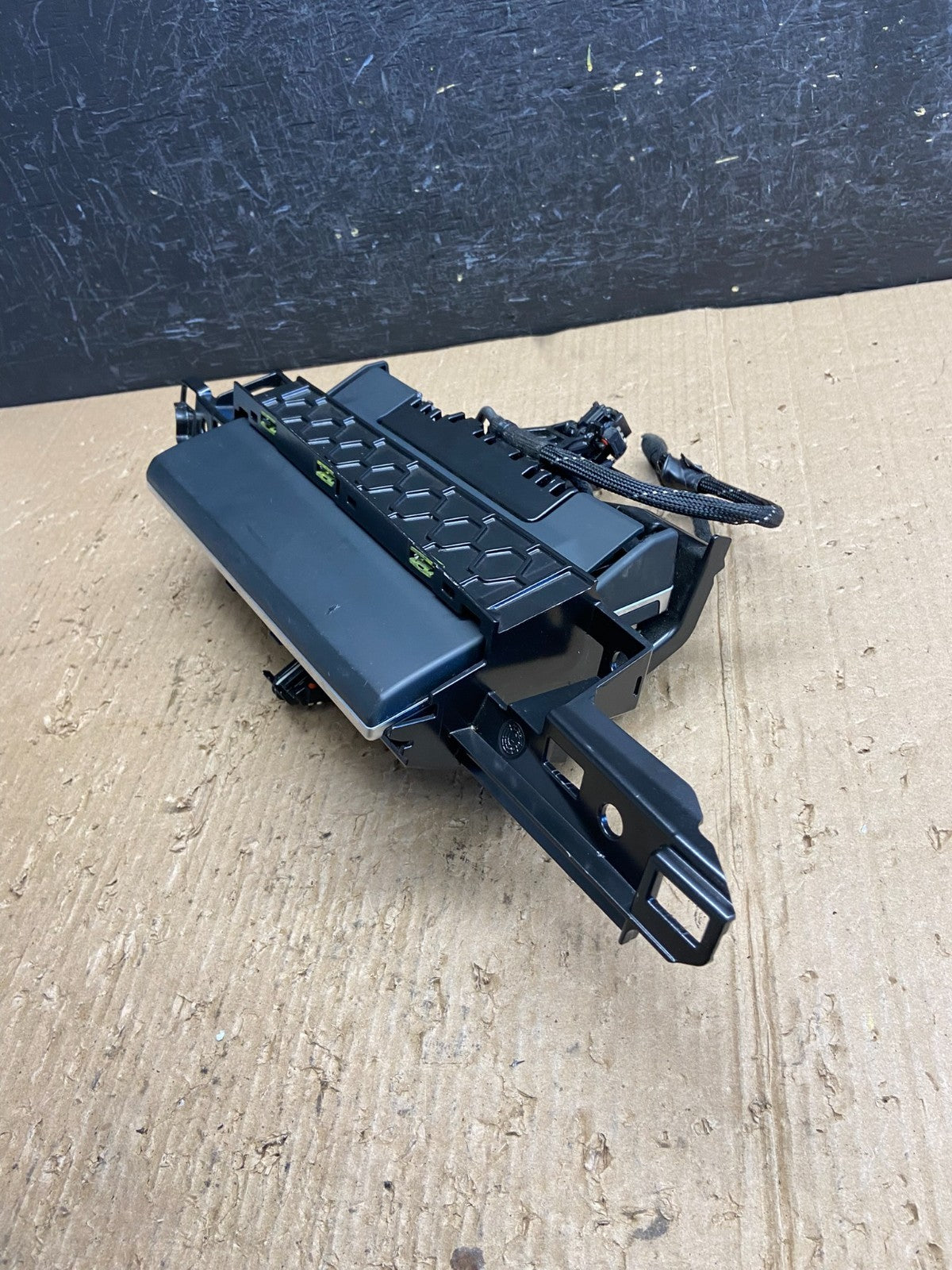2016 - 2018 Audi A6 A7 Radio Navigation Screen Display AF1733 DG2