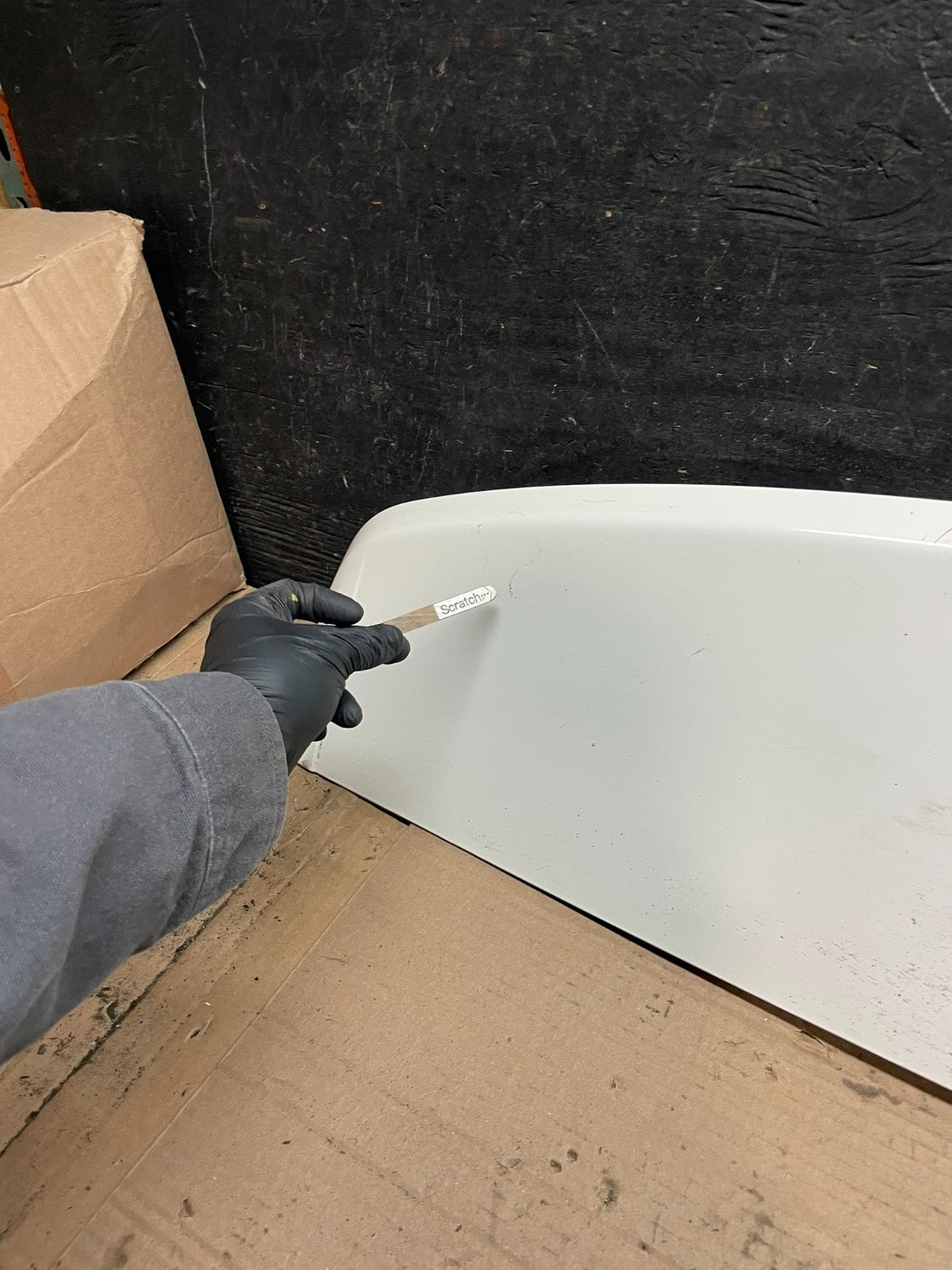 2009 to 2014 Volkswagen Routan Rear Spoiler U8135 PS3