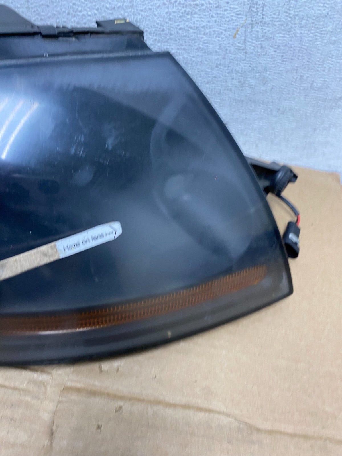 2000 to 2006 Audi TT Right Passenger RH Side Xenon HID Headlight AD3817 DW4