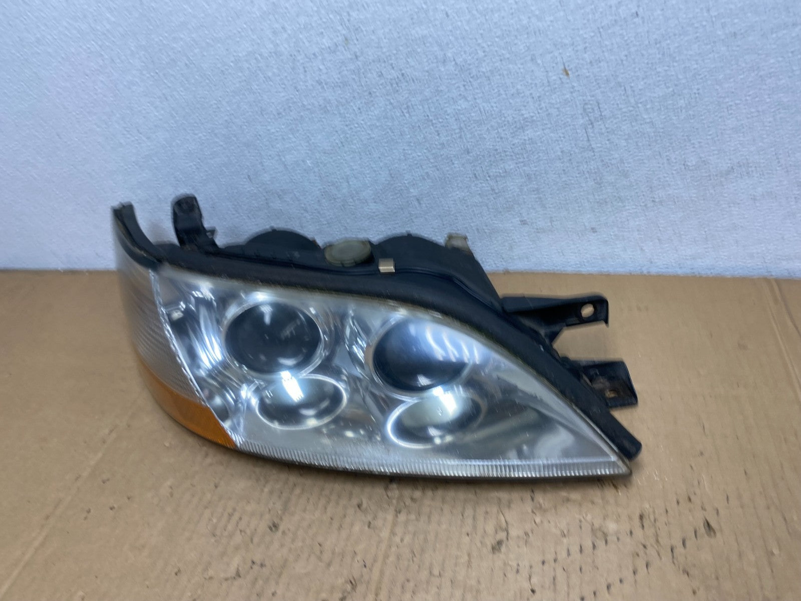 1992 to 1994 Lexus Es300 Right Passenger RH Headlight Halogen AD1079 DW1