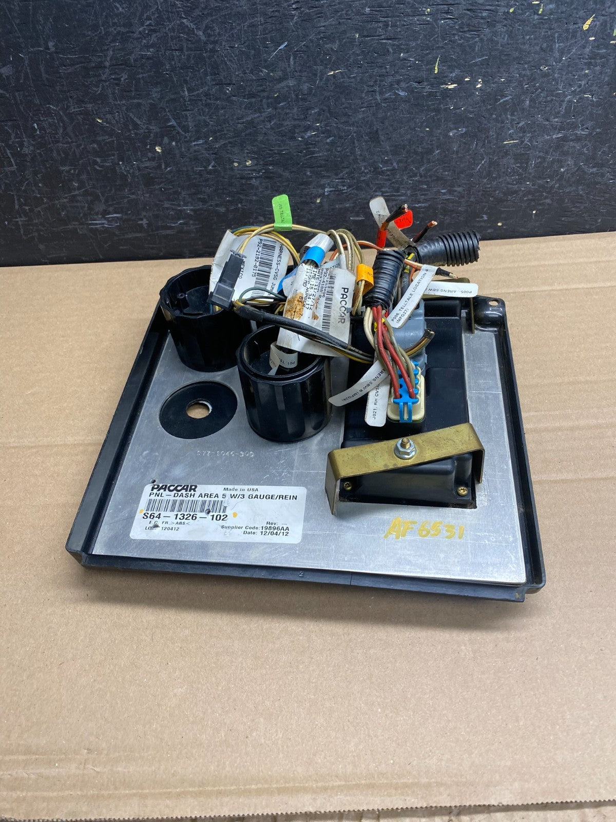 Kenworth T370 Allison Automatic Shifter Panel S64-1326-102, SBW-PG2-710 AF65314