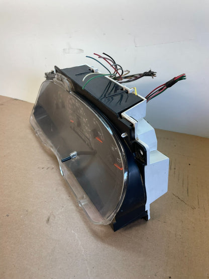1999 to 2000 Ford E150 E250 E350 VAN Gauge Speedometer Cluster AG1031 DG2