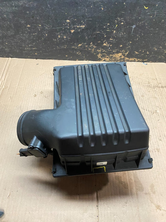 2007 to 2010 BMW X5 Air Intake Cleaner Filter Housing Box OEM V97870