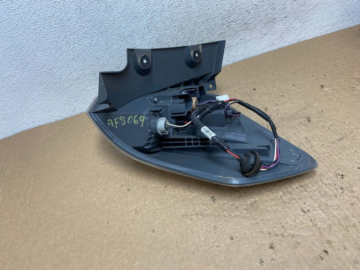 2014-2016 Nissan Rogue Left Driver LH Side Outer Tail Light AF8069 DW6