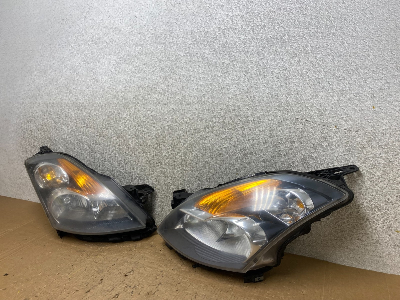 Sedan 2007 2008 2009 Nissan Altima Left+Right Set Headlights V6354 DW1