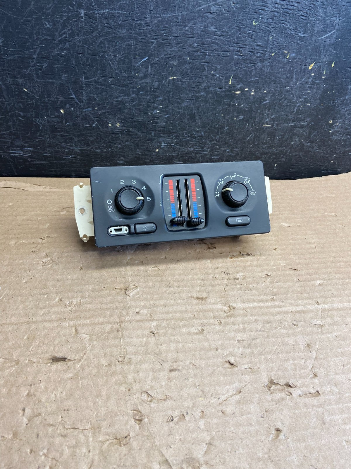 2003 to 2006 Chevrolet Silverado HVAC Heater Climate Control Module AF2692 DG0