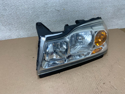 2006 to 2007 Saturn Vue Headlight Left Driver LH Side Halogen AB5037 DW2