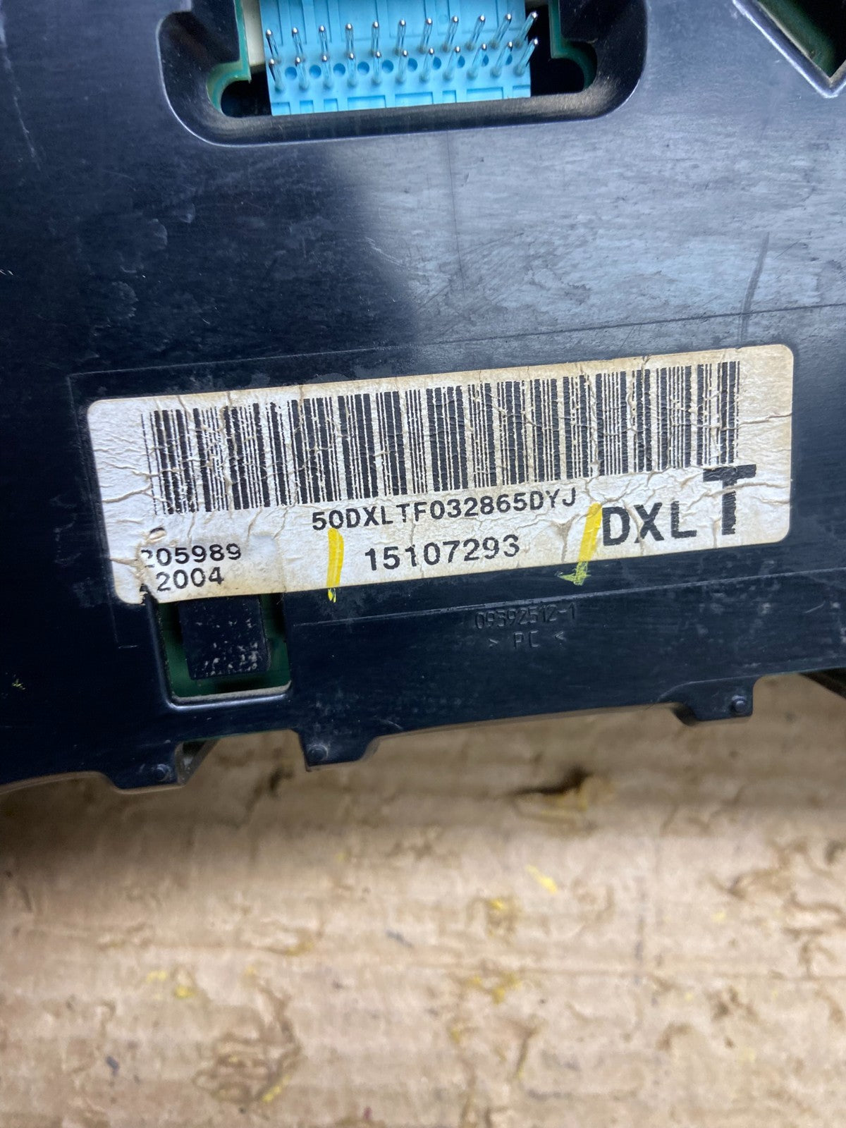 2004 to 2007 Chevrolet Express Speedometer Cluster Gauge OEM W3426 DG6