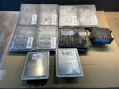 Mix of 10 Chevrolet ECM Engine Computer Module AF40800