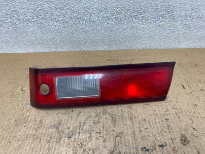 1997 1998 1999 Toyota Camry Tail Light Inner Right Passenger Oem W7860 DW0