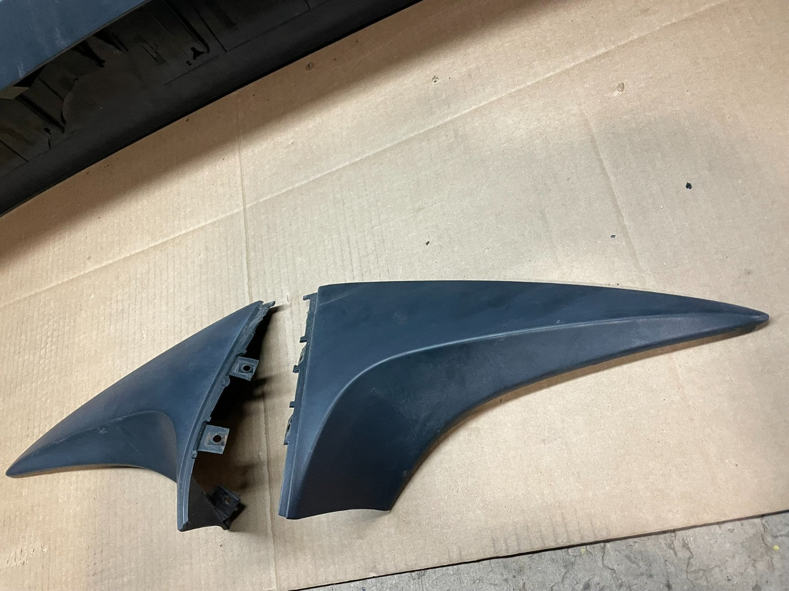 2013 to 2020 Nissan Pathfinder Rear Left+Right Set Spoiler Wing Oem Y1615 DG14