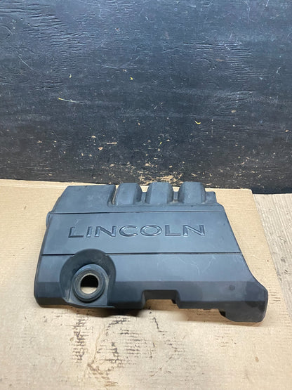 2009 to 2012  Lincoln MKS 3.7L Engine Motor Cover V9333 DG0