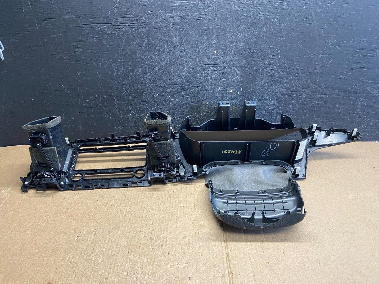 2015 to 2017 Hyundai Sonata Speedometer Cluster Bezel Trim W/ Air Vent AE4231 DG3