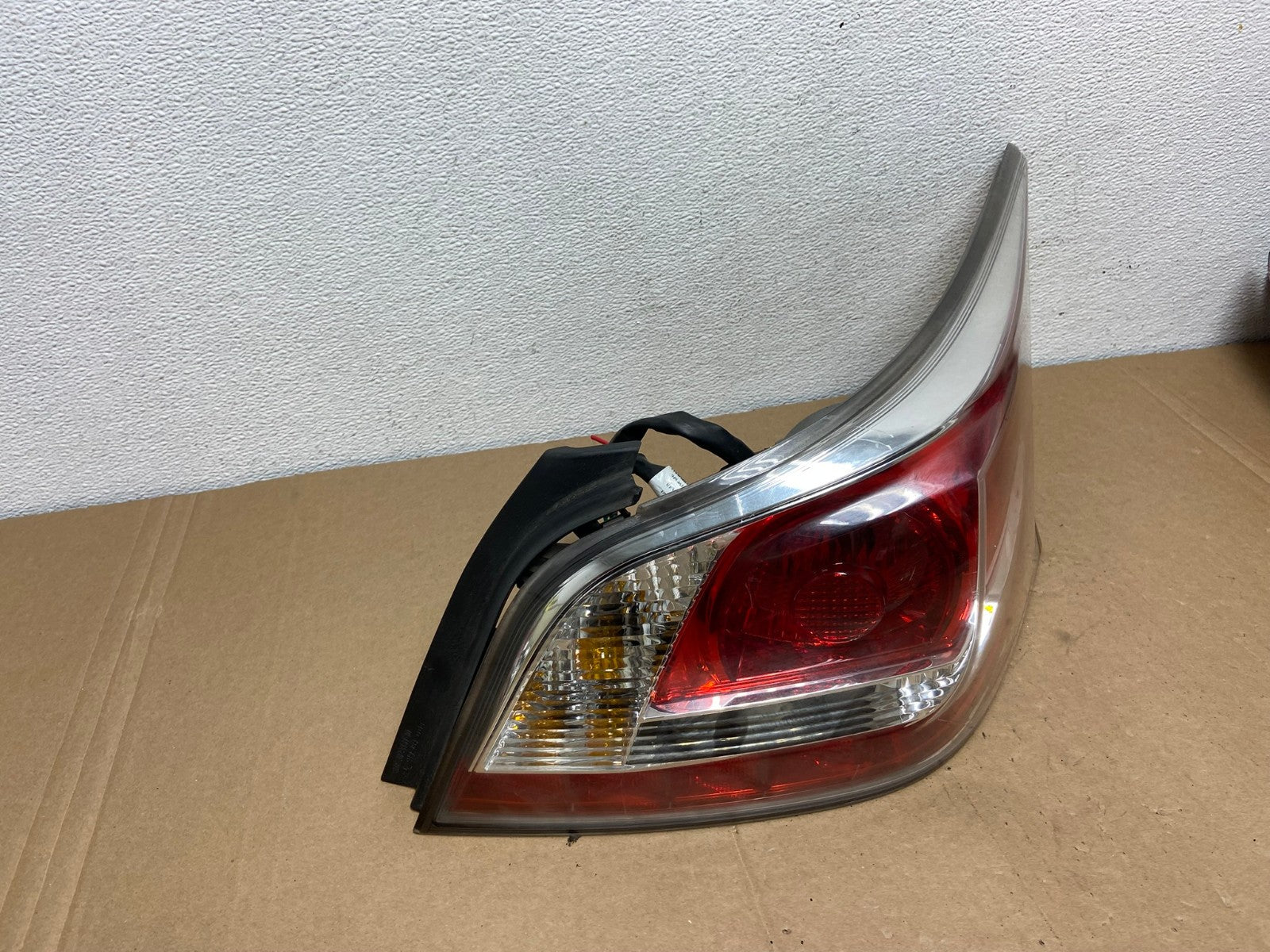 2013 2014 2015 Nissan Altima Right Passenger RH Side Tail Light AC5619 LK2