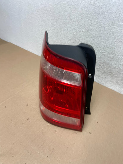 2008 to 2012 Ford Escape Left Driver LH Side Tail Light AG6622 DW1