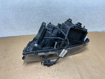 2003 to 2013 Volvo XC90 Right Passenger Rh Side Headlight Halogen AI9182 DW10