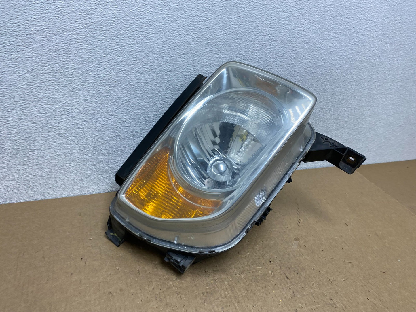 2003 to 2006 Honda Element Right Passenger Rh Side Headlight Oem AC1034 DW2