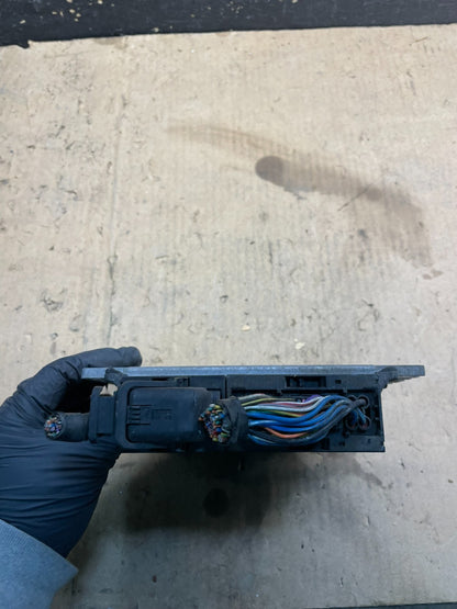 2006 Nissan Armada 5.6L Engine Control ECM mec84-150 c1 W7333 DG1
