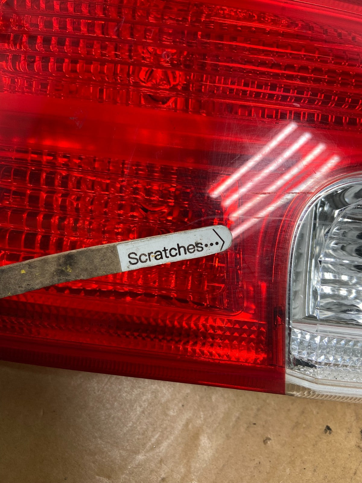 2010-2017 GMC Terrain Tail Light Inner Left Driver Lh AD8957 DW3