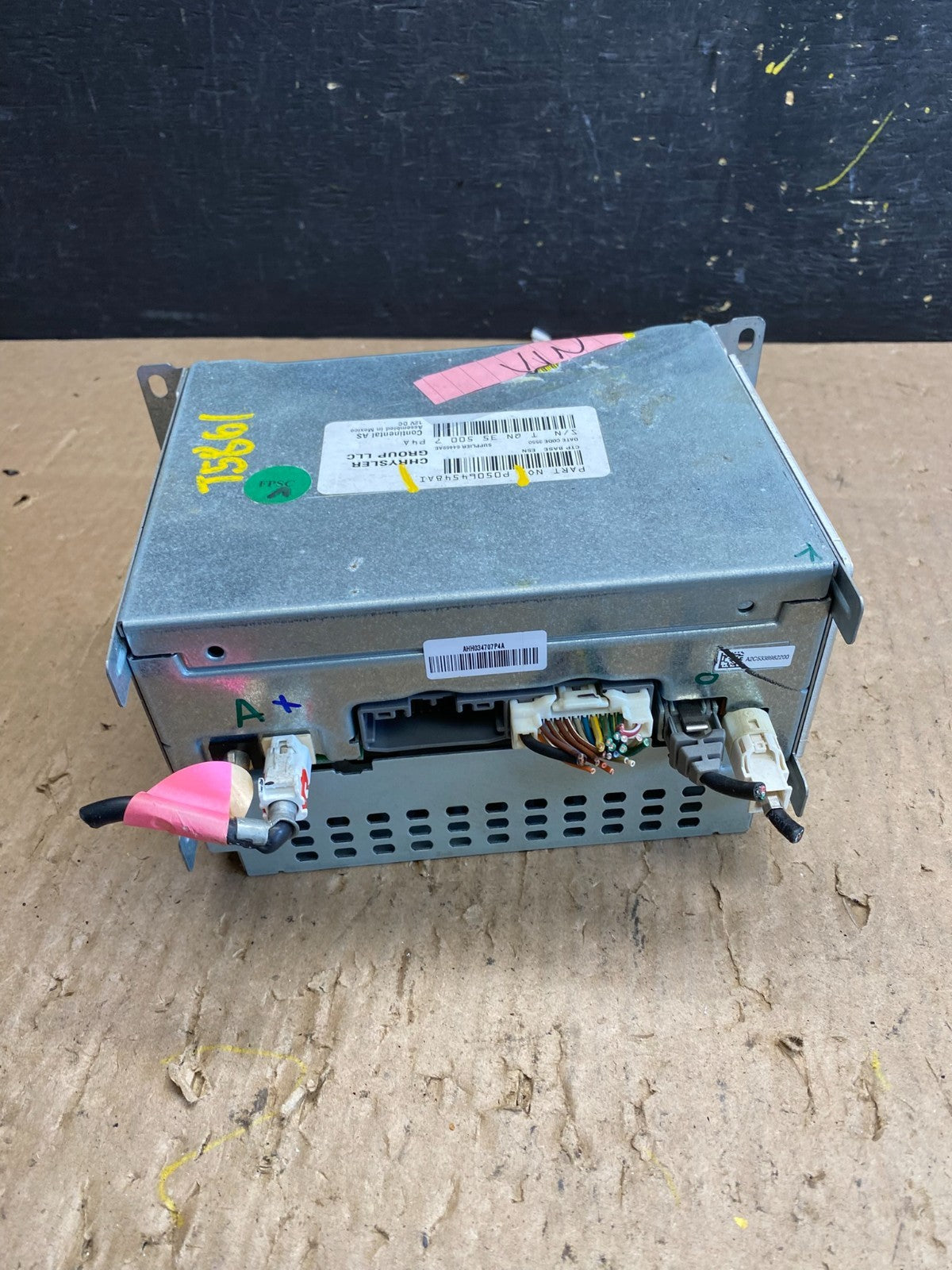 2011 to 2014 Dodge Charger Am Fm Cd Player Radio Receiver OEM T5861 DG3