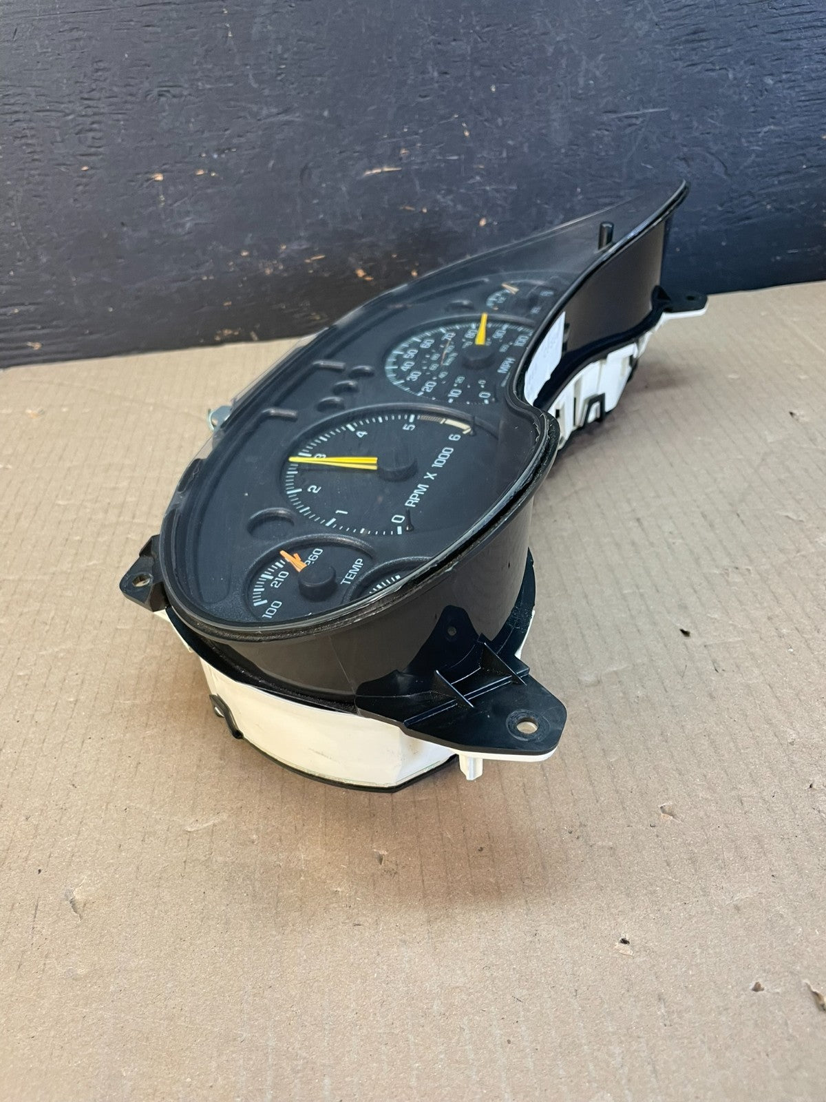 2000 2004 Chevrolet S10 Blazer Speedometer Instrument Gauge Cluster AE3663 DG1