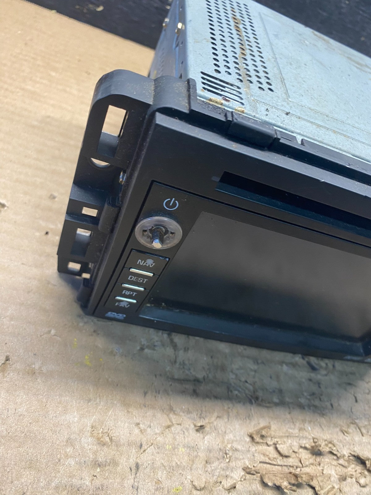 2007 to 2014 Chevrolet GMC Cadillac Radio Navigation Screen Display S8984 DG3