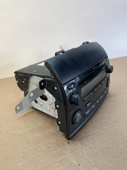 2006 to 2008 Toyota Sienna AM FM CD WMA Mp3 Radio Receiver AI0537 DG1