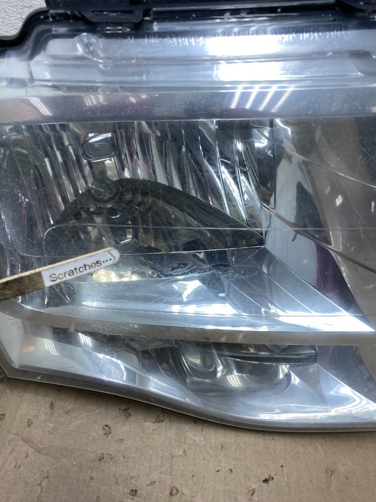 2007 to 2014 Ford Expedition Right Passenger RH side Headlight Halogen AG6966 DW3