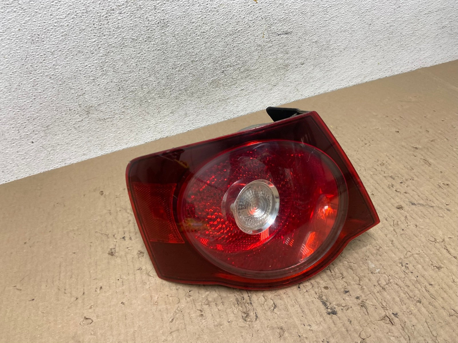 2008 2009 2010 Volkswagen Jetta Left LH Side Tail Light AF7223 LK0