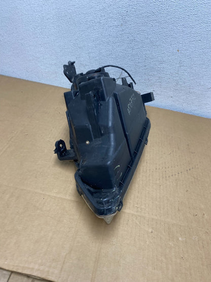 2002 to 2007 Suzuki Aerio Sedan Right Passenger RH Halogen Headlight AD0772 DG8