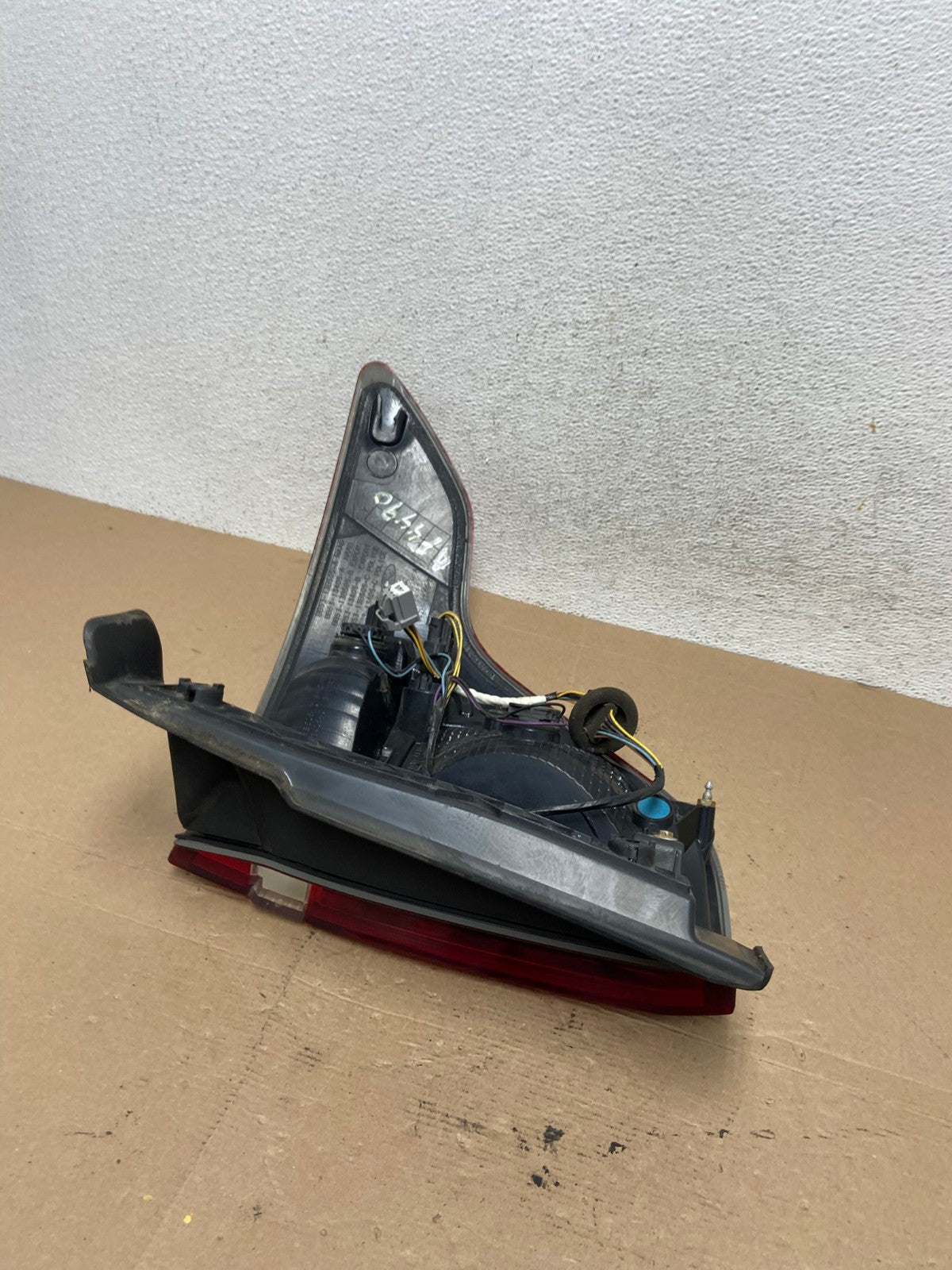 2011 2012 2013 2014 2015 Ford Explorer Left Driver LH Side Tail light AF4490 LK6