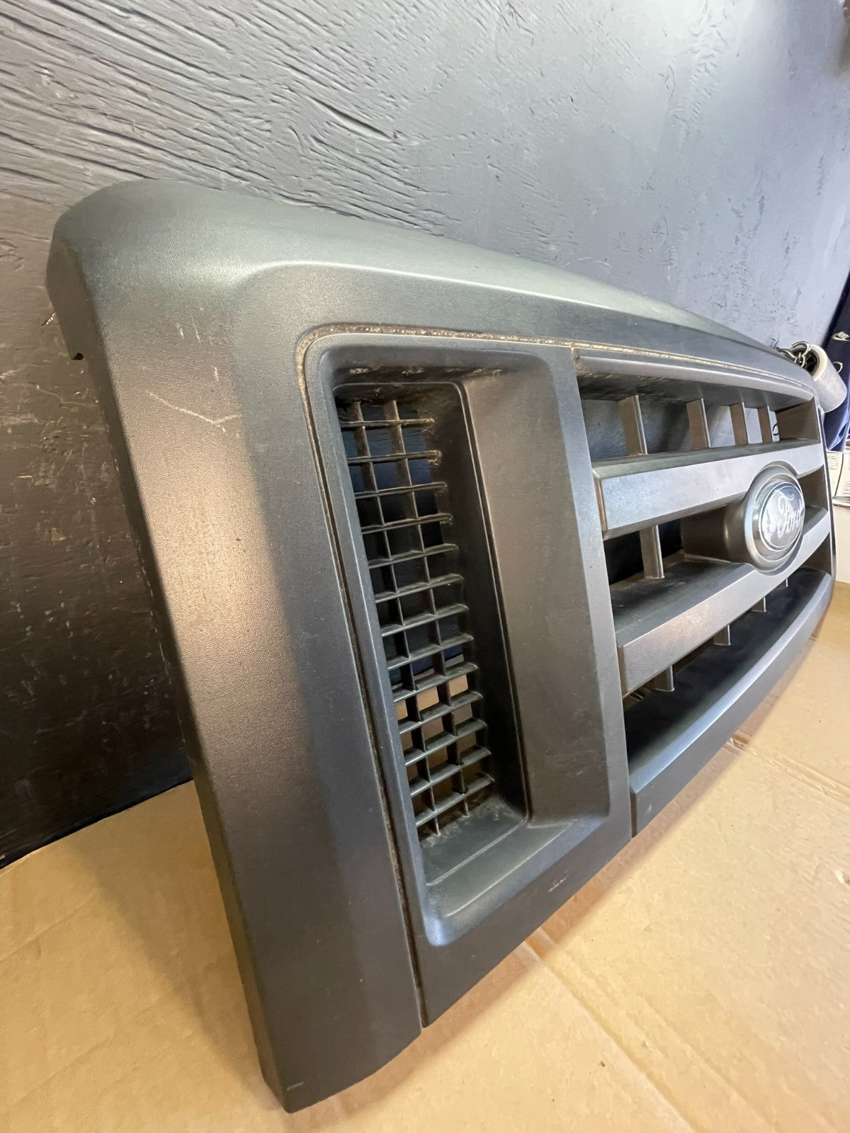 2008 to 2014 Ford Econoline E150 E250 Front Upper Black Grill Grille AC5260 DG2