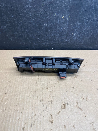 2005 - 2007 Mercedes C230 C240 Center Console Switch Control Unit AC6740 DG3