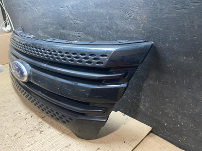 2011 to 2015 Ford Explorer Upper Front Grill Grille V6740 DG1