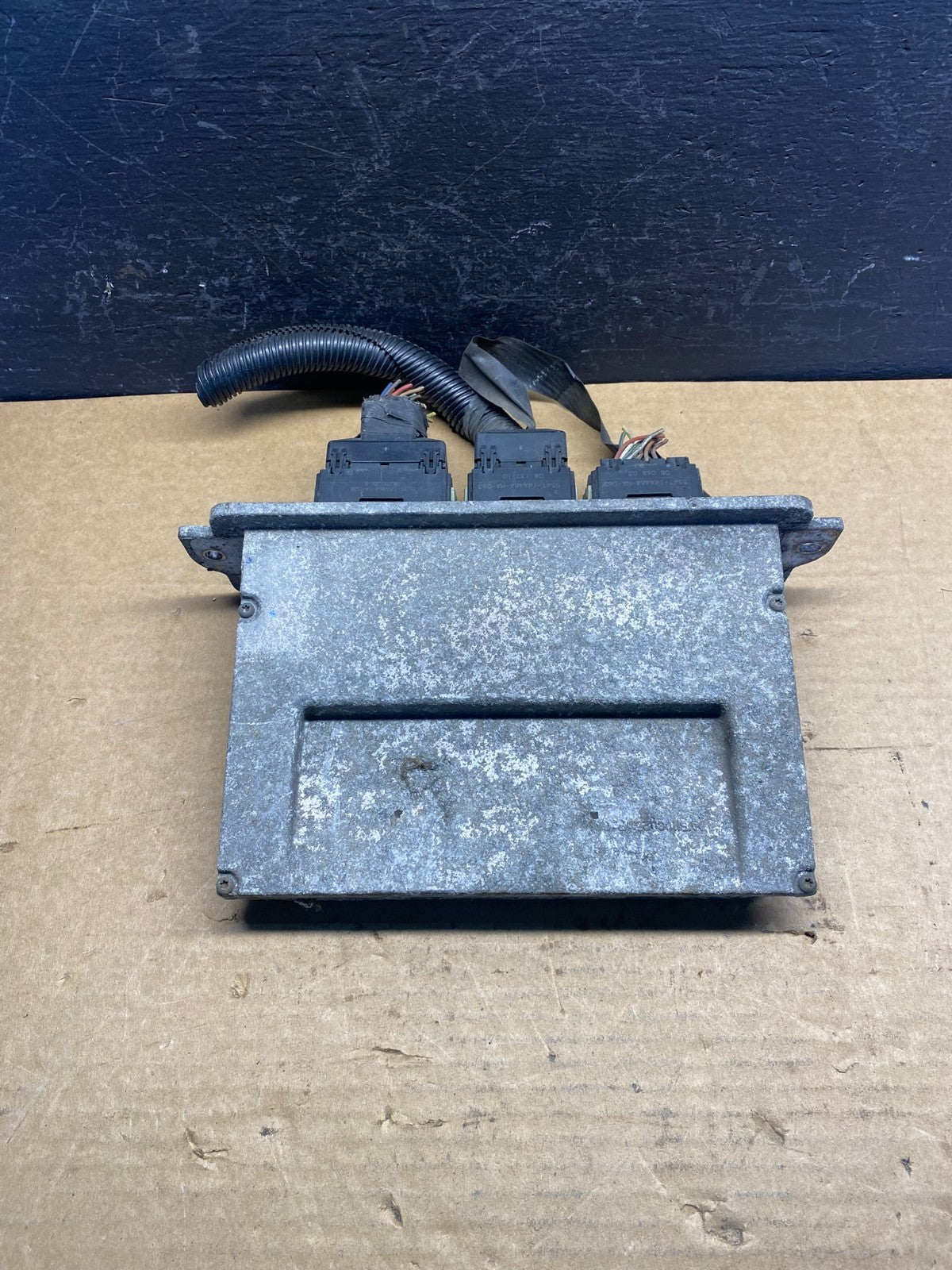 2008 Ford Van E150 4.6L Engine Control Module ECM 8c2a-12a650-hc AC8109 DG1