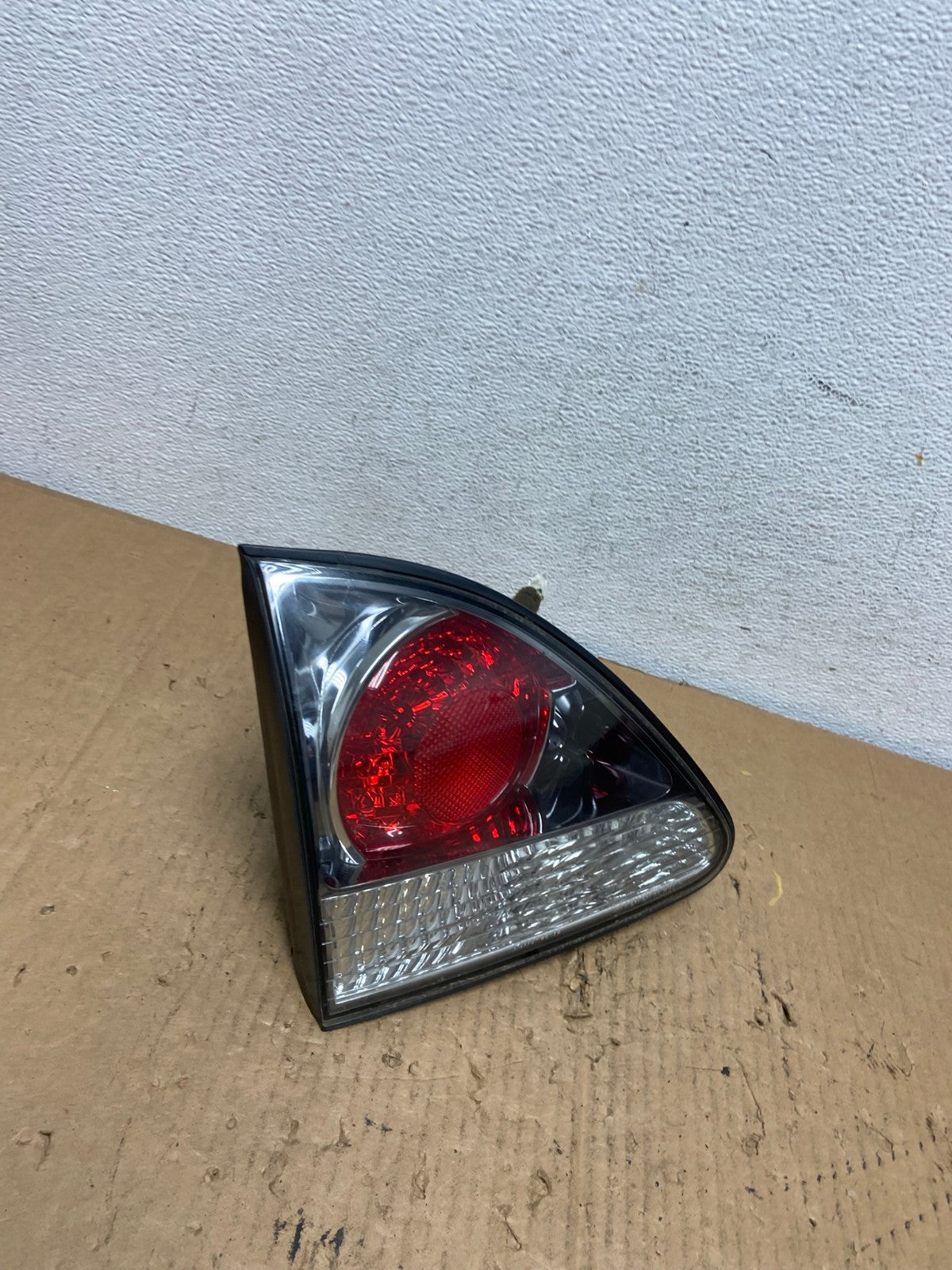 2000-2003 Lexus Rx300 Left Driver Lh Side Rear Inner Tail Light AD2379 LK2