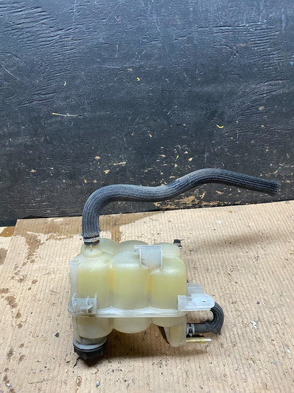 2020-2023 Ford Explorer Radiator Coolant Recovery Bootle Tank  x0250 DG5