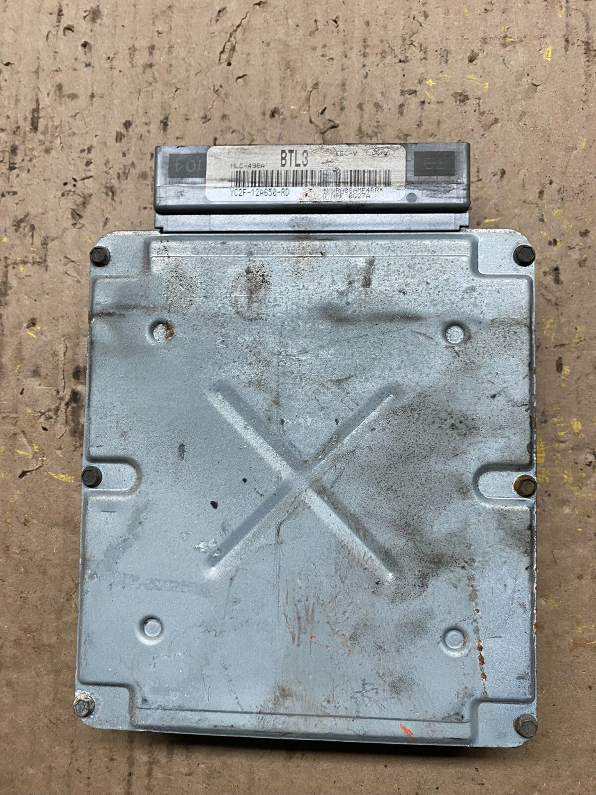 2000 Ford E-Series Engine Control Module Computer ECM yc2f-12a650-rd C1901 DG1